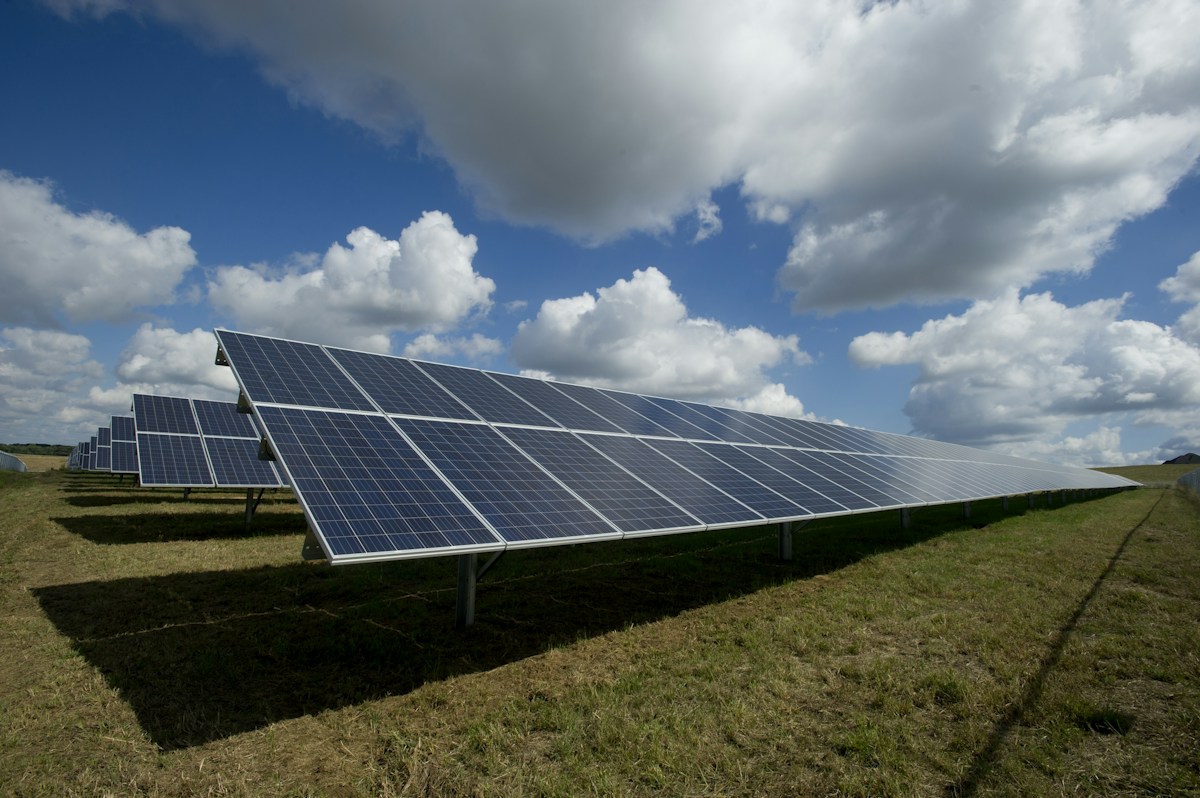 Impianti fotovoltaici ad alta efficienza con accumulo per case e aziende — Fotovoltaico Lamezia Terme e Calabria