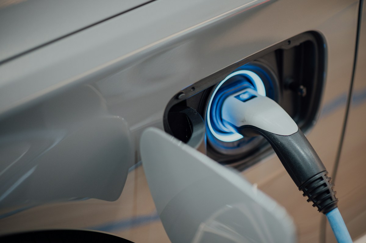 Installazione Wallbox e colonnine di ricarica auto elettrica da fotovoltaico a Lamezia Terme e in Calabria